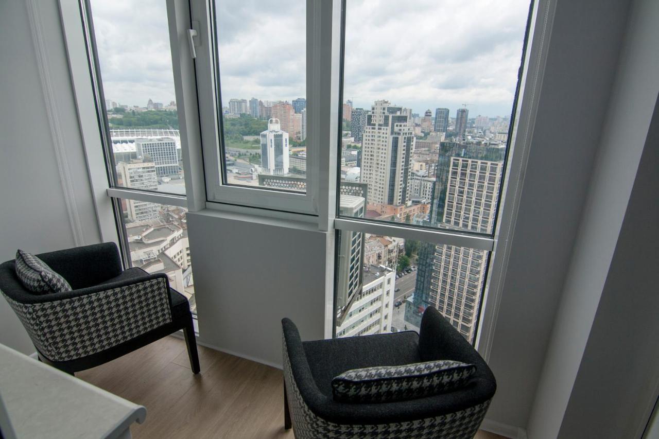 Royal Tower Residence Big Vip Apartment In Center Floor 27 Kijev Kültér fotó